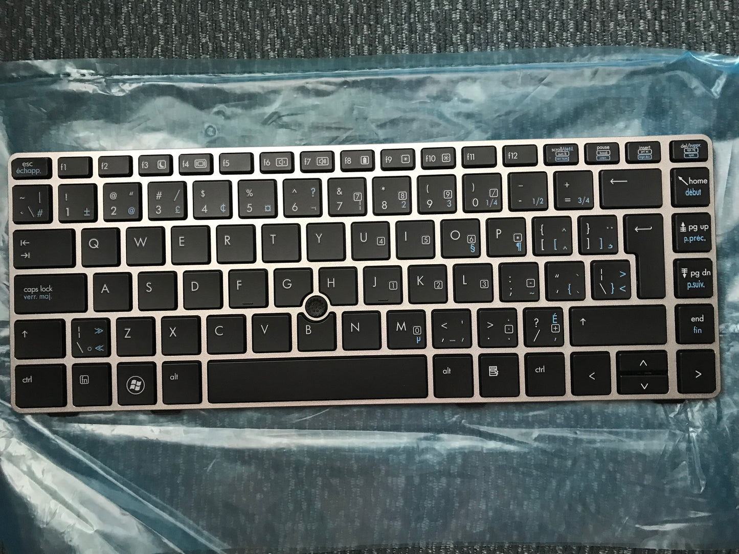 HP 8470P KEYBOARD W/PS -CAN/ENG
